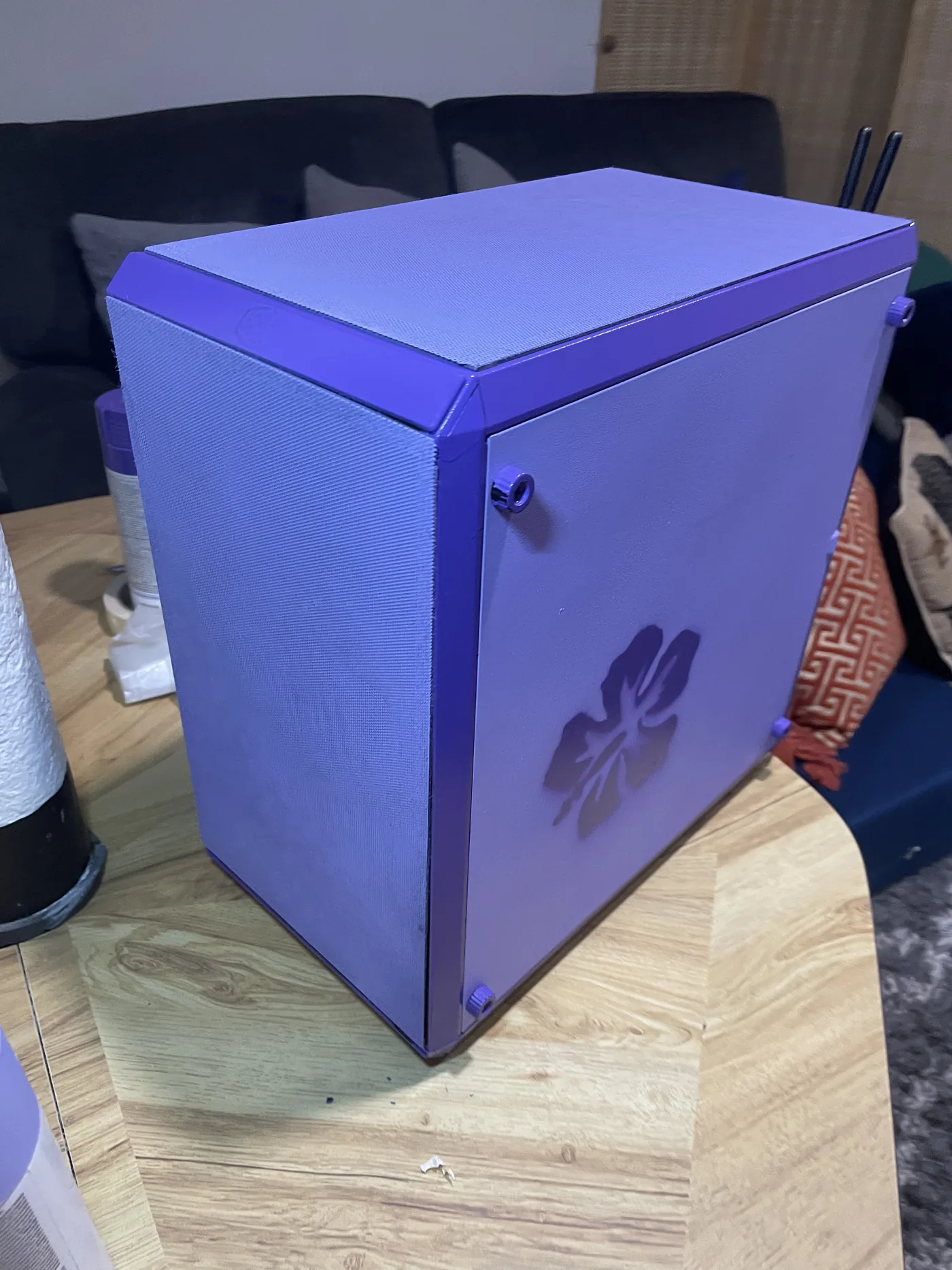 Side profile of the Purple Flower case